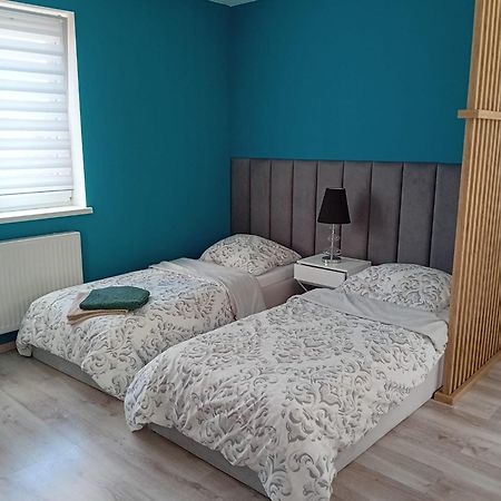 Apartament Z Lozem Malzenskim - Bezplatny Parking 포즈난 외부 사진