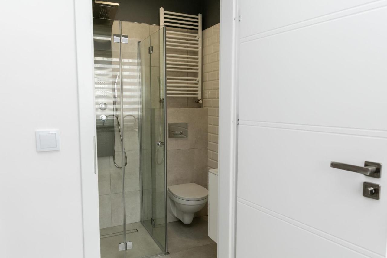 Apartament Z Lozem Malzenskim - Bezplatny Parking 포즈난 외부 사진