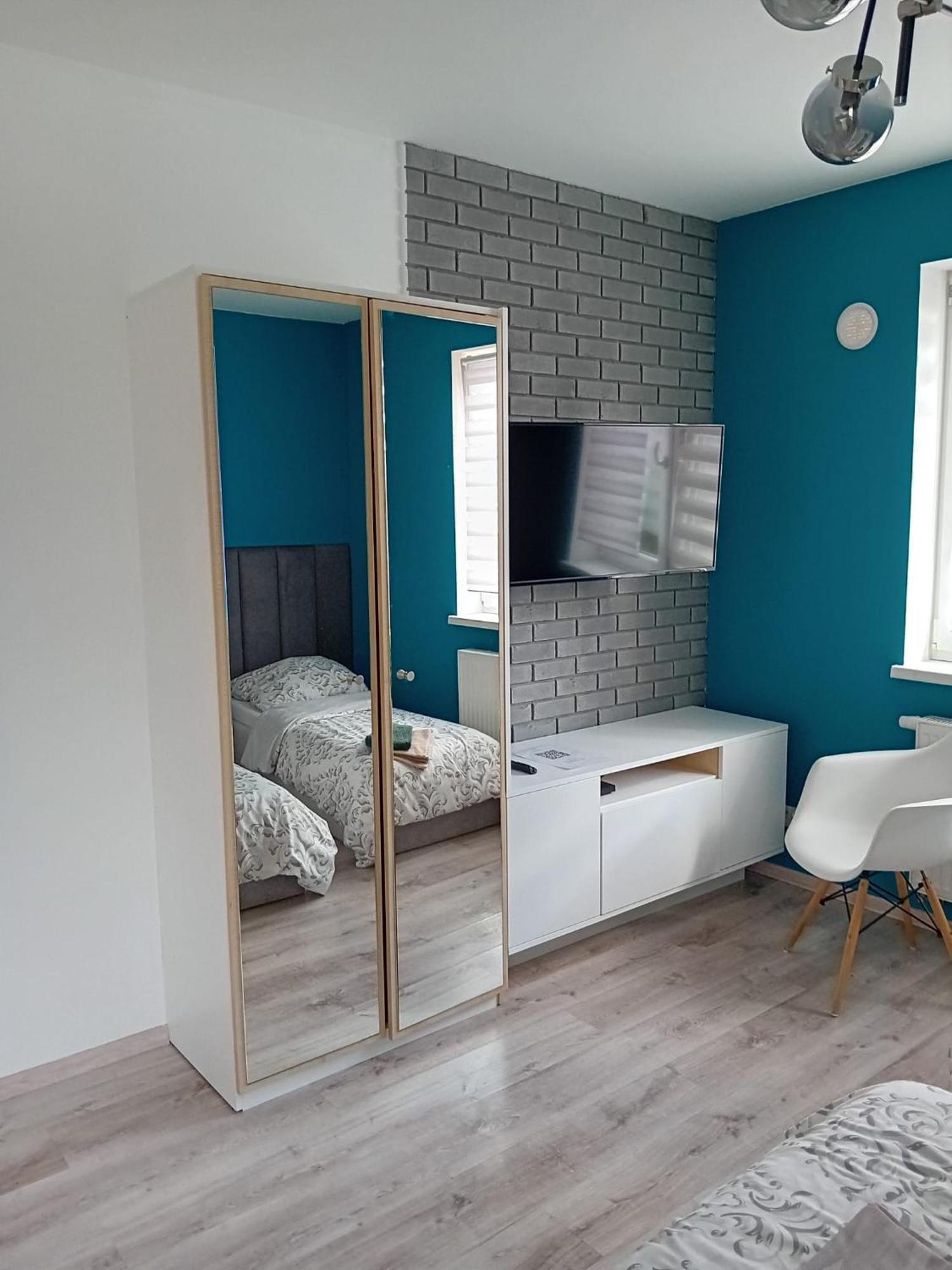 Apartament Z Lozem Malzenskim - Bezplatny Parking 포즈난 외부 사진
